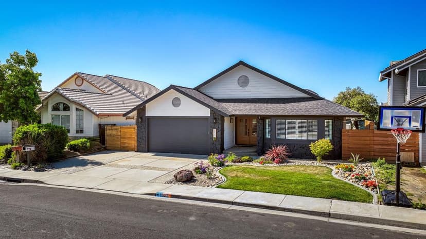 1923 Seal Way - Photo 1 of 8