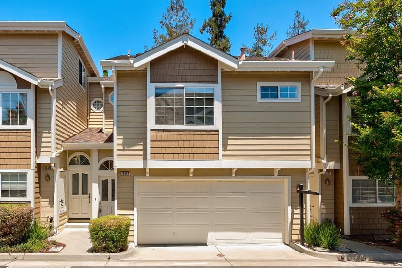 20667 Gardenside - Photo 1 of 8