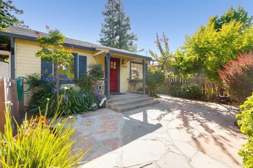 1190 Saint Francis Street - Photo 1 of 8