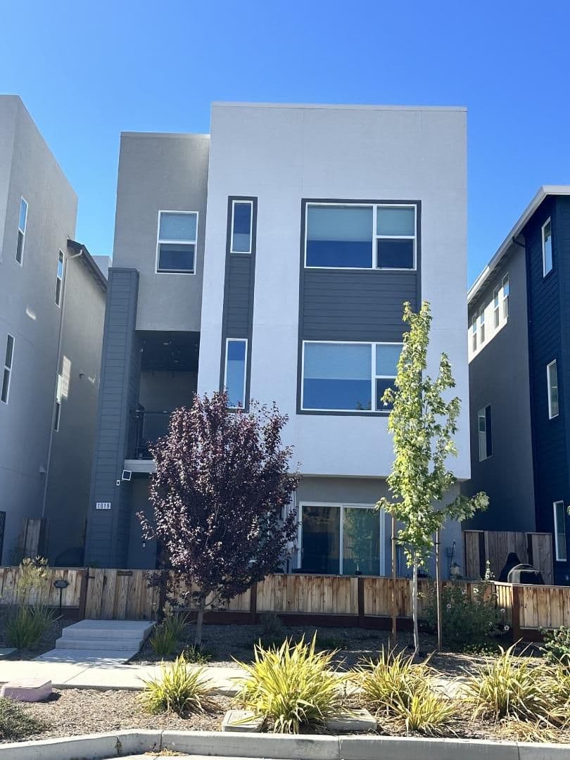 1007 Rojo Terrace - Photo 1 of 8