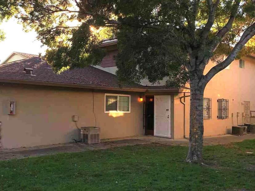 2300 Peppertree Way #3 - Photo 1 of 1