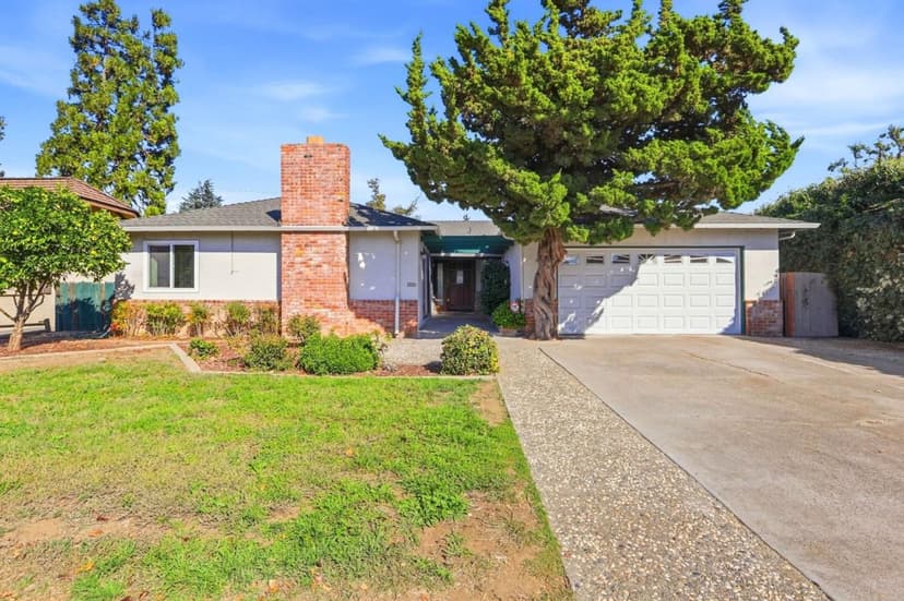 1010 South Baywood Avenue - Photo 1 of 8