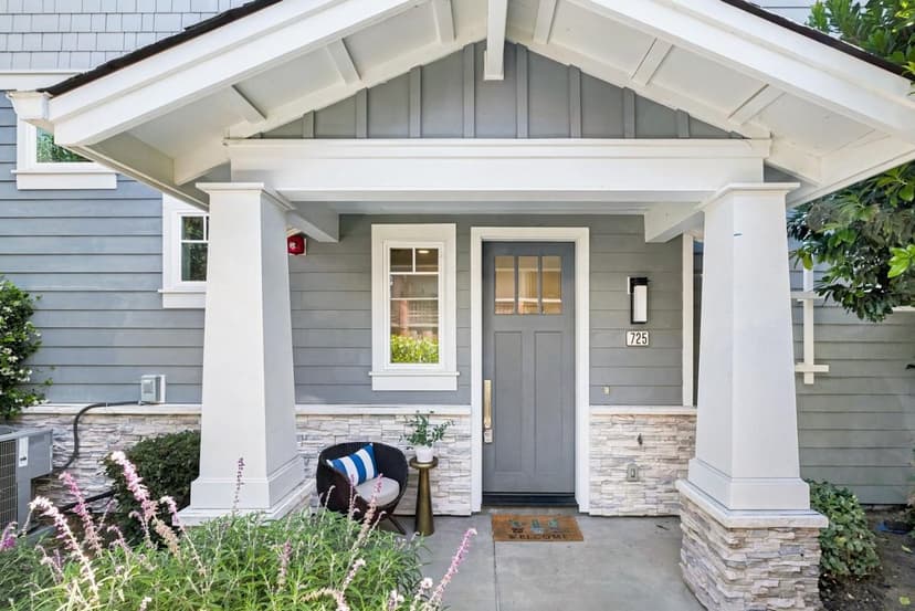 725 2nd Avenue - Photo 1 of 8