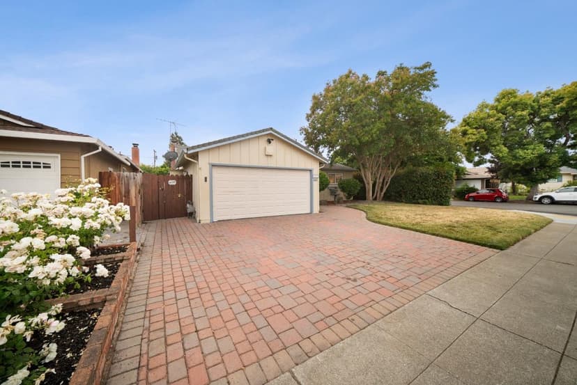 36311 Alicante Avenue - Photo 1 of 8