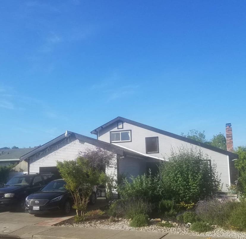 1011 Loyola Way - Photo 1 of 8