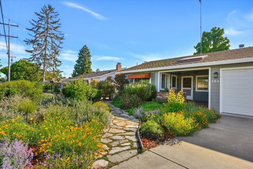 784 Sherman Oaks Drive - Photo 1 of 8