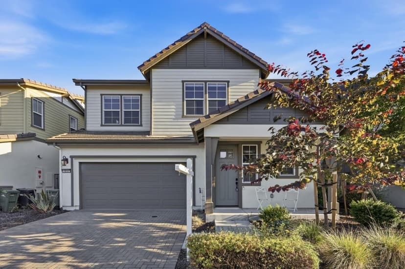 1652 Wonderland Way Way - Photo 1 of 8