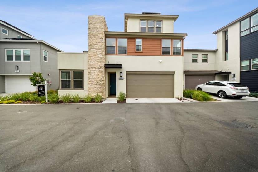 5880 Silhouette Court - Photo 1 of 8