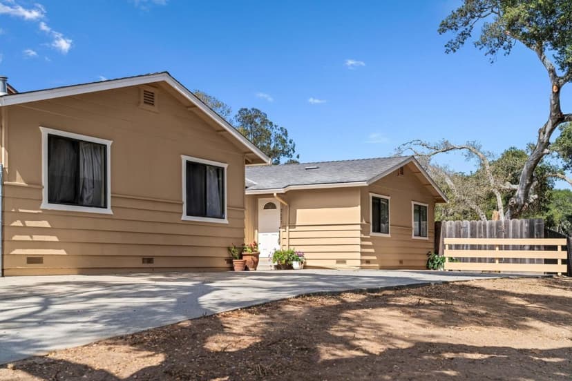 7685-7695 Pine Tree - Photo 1 of 8
