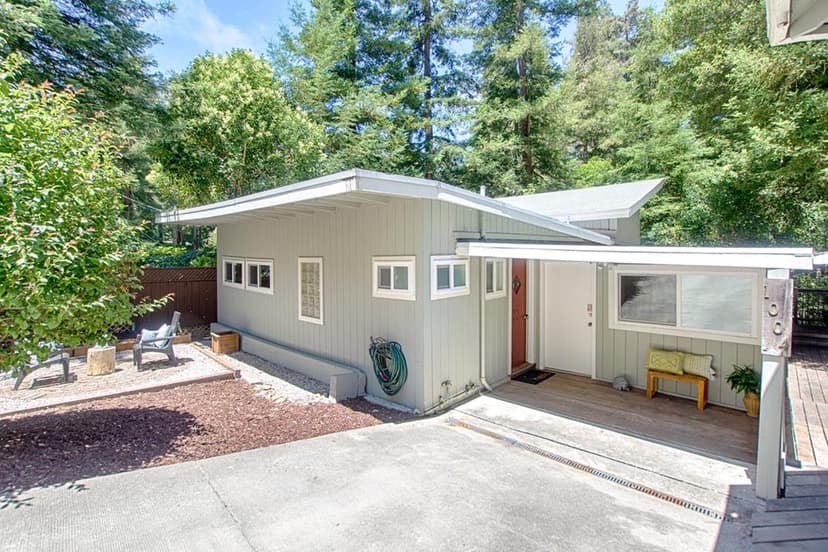 1004 Laurel Avenue - Photo 1 of 8
