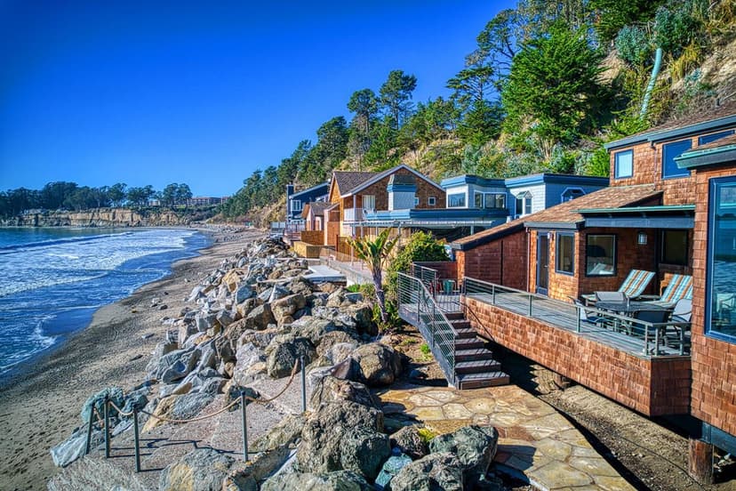 10 Potbelly Beach Road - Photo 1 of 8