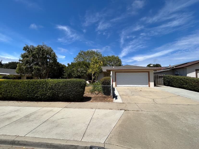 633 Saint George Drive - Photo 1 of 8