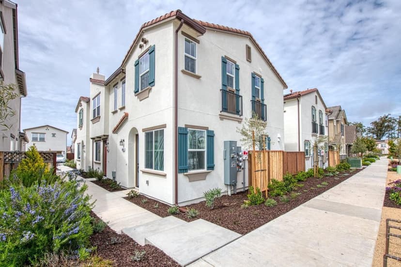 3052 MacArthur Drive #D - Photo 1 of 6