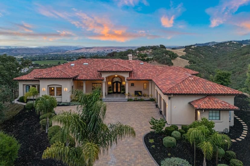 5 Winding Oaks Drive - Photo 1 of 8