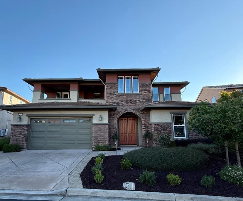 7 Stirling Way - Photo 1 of 1