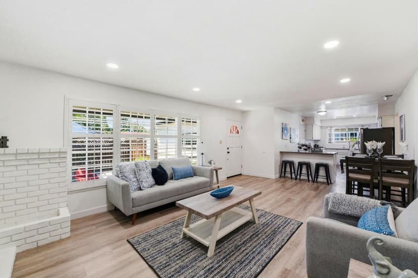 888 Corlista Drive - Photo 1 of 8