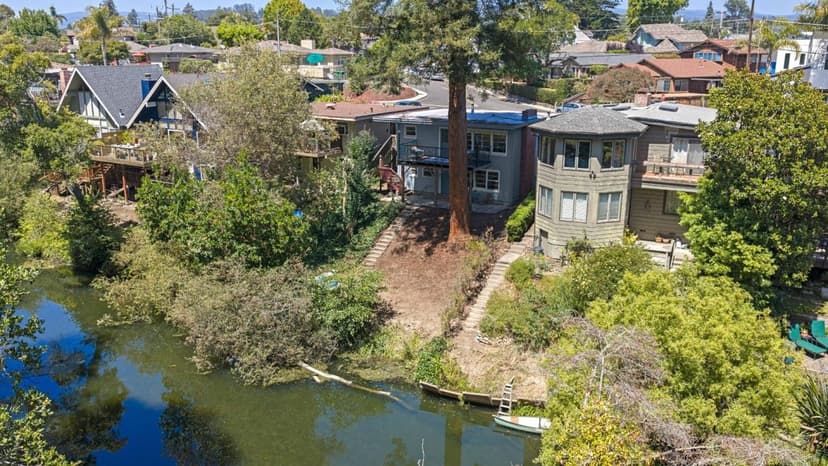 525 Riverview Drive - Photo 1 of 8