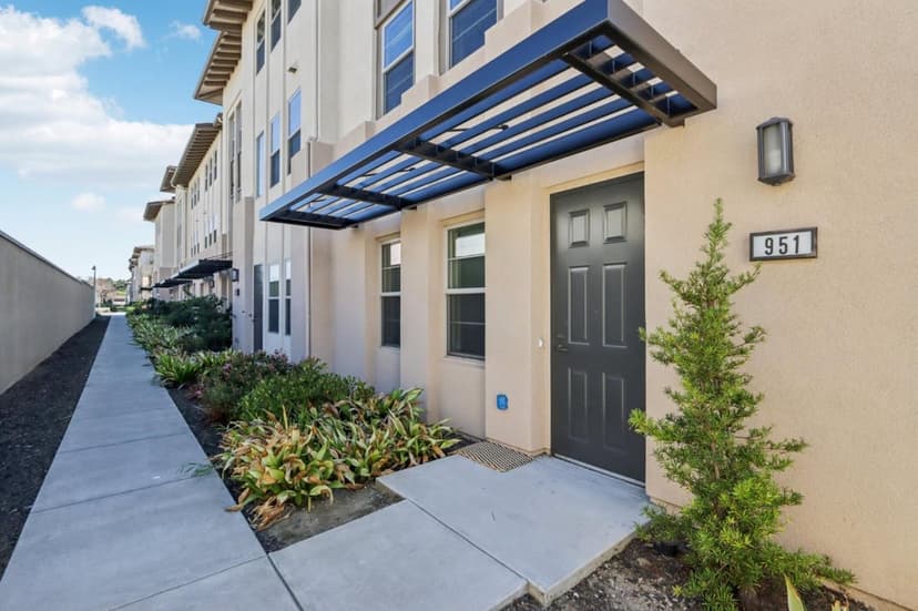 951 Arrowleaf Place - Photo 1 of 8