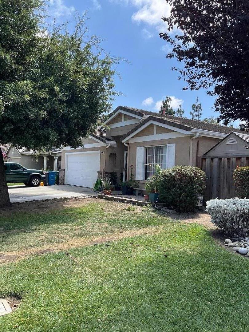 2560 Glenview Drive - Photo 1 of 8