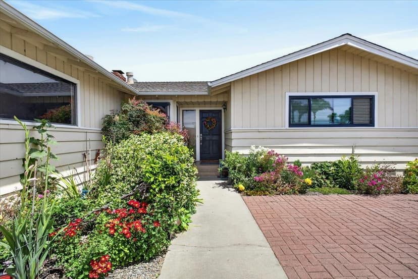 251 La Mesa Drive - Photo 1 of 8