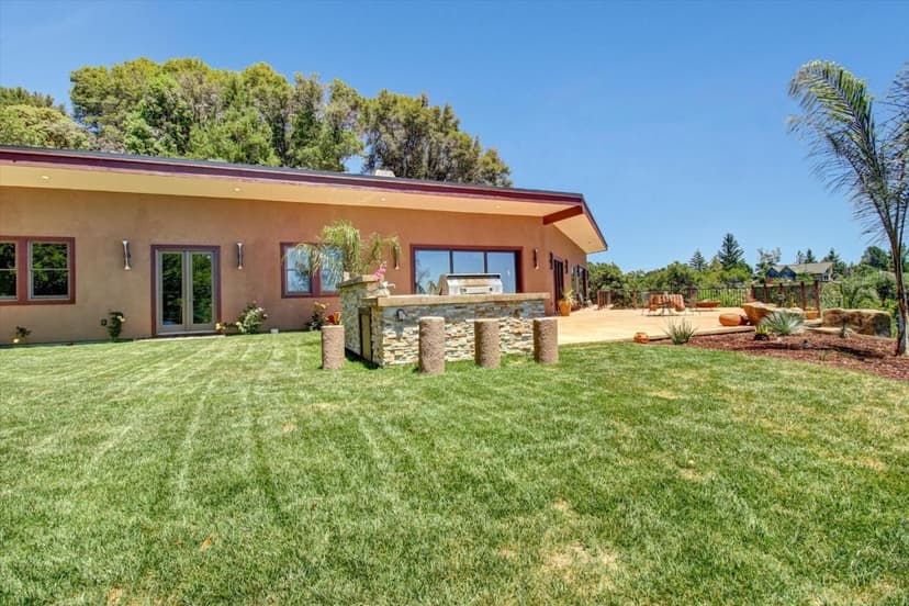 30005 Summit Road - Photo 1 of 8