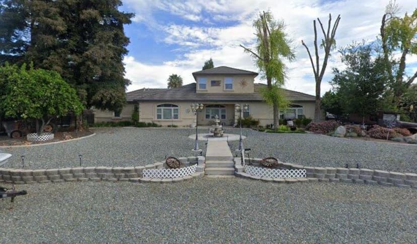 5086 Moran Avenue - Photo 1 of 8