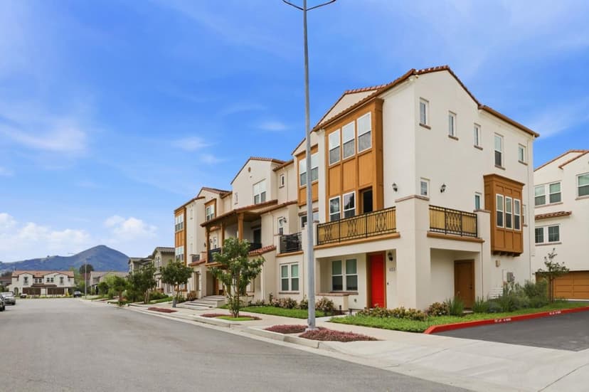 625 Los Castanos Drive - Photo 1 of 8
