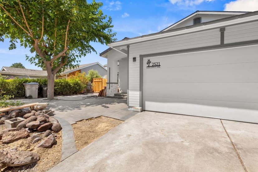 2521 Coconut Drive - Photo 1 of 8