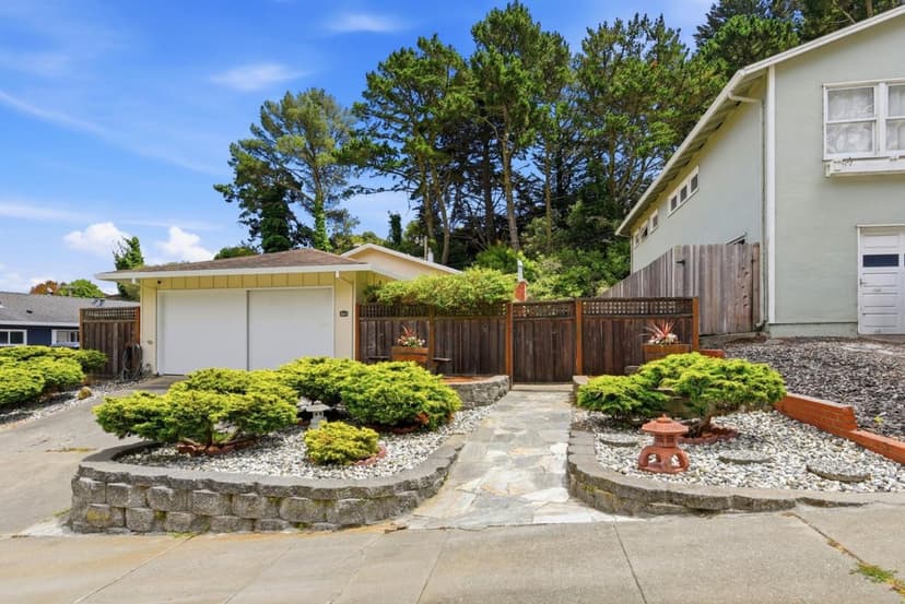 2351 Rollingwood Drive - Photo 1 of 8