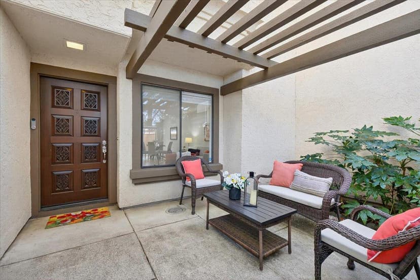 582 Pimlico Court - Photo 1 of 8
