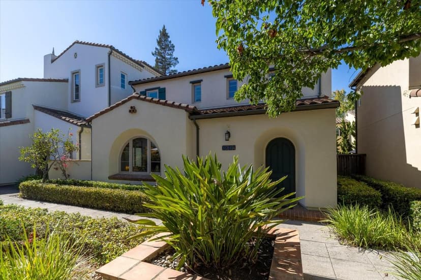1214 Dahlia Loop - Photo 1 of 8