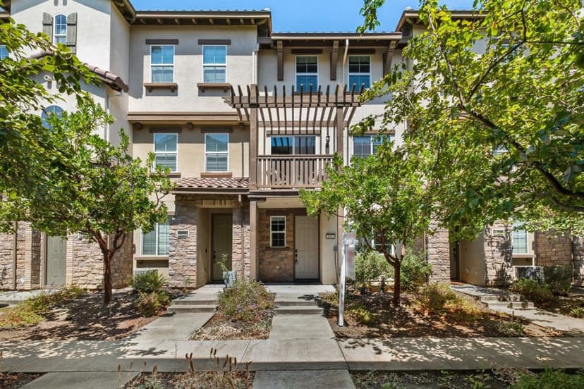 1052 Chamomile Walkway - Photo 1 of 8
