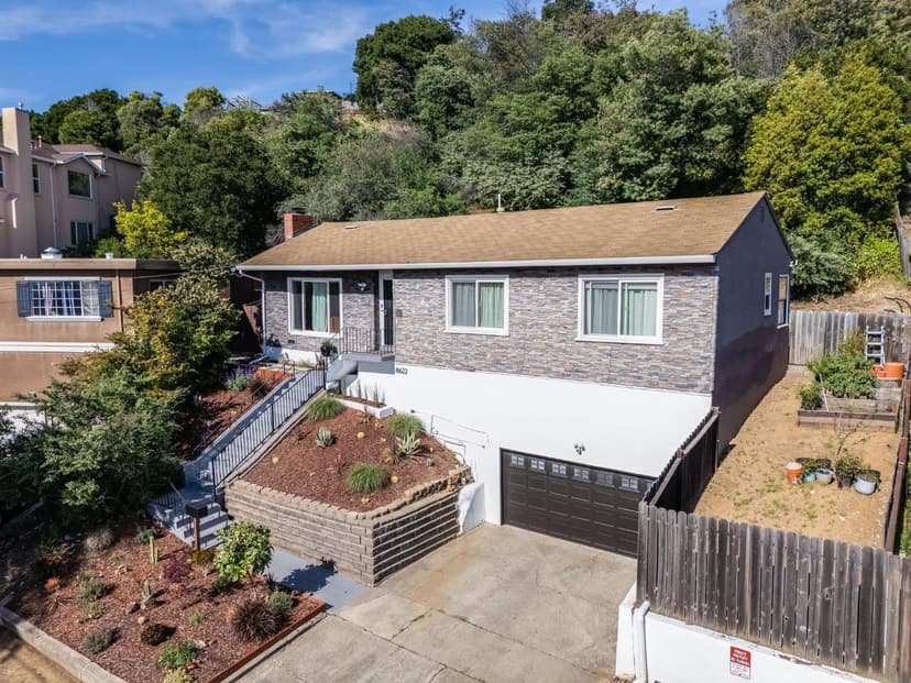 8622 Thermal Street - Photo 1 of 8
