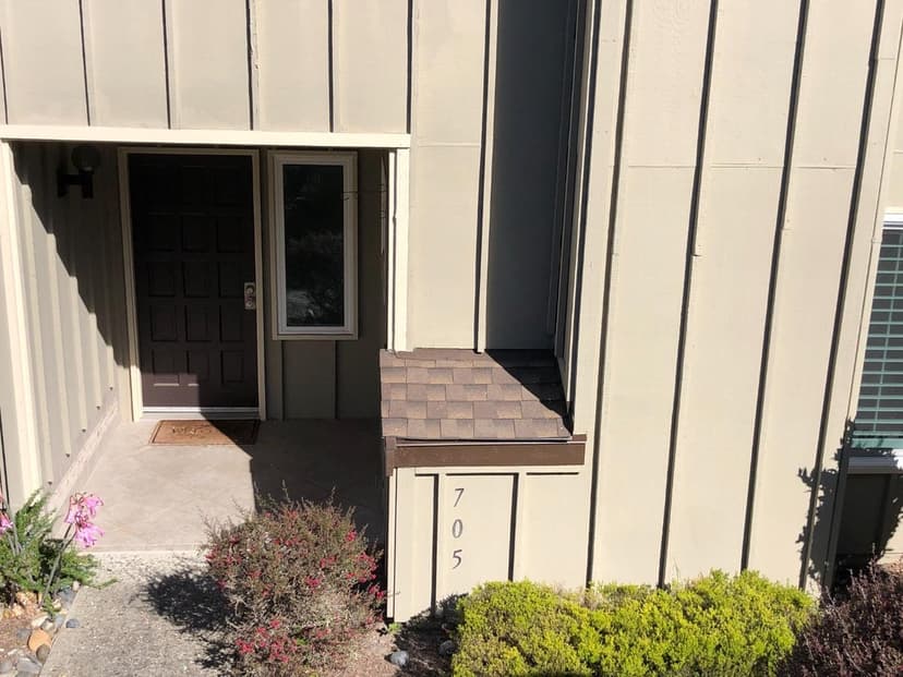 705 Redwood Lane - Photo 1 of 4