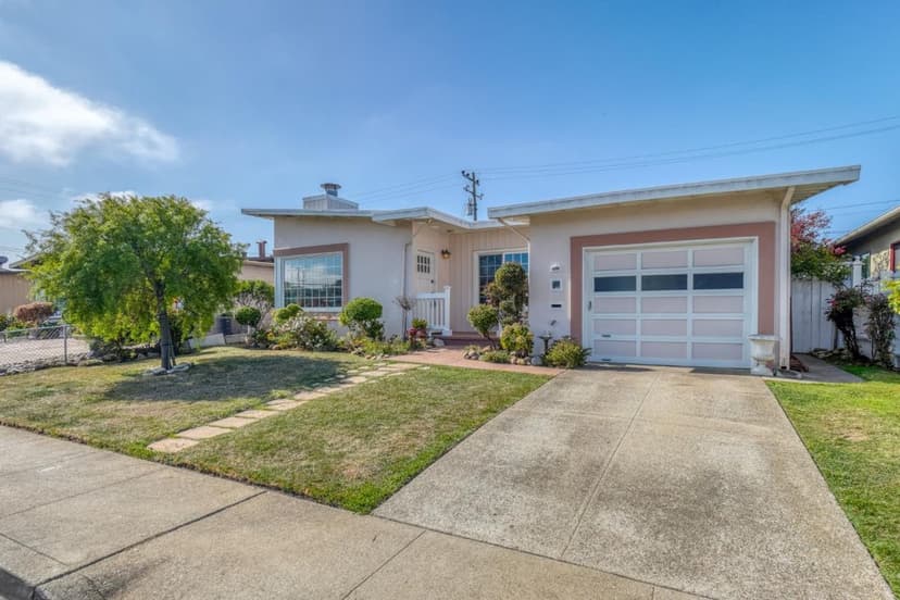 1119 Sunnyside Drive - Photo 1 of 8