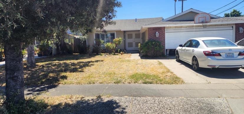 1911 Crinan Drive - Photo 1 of 4