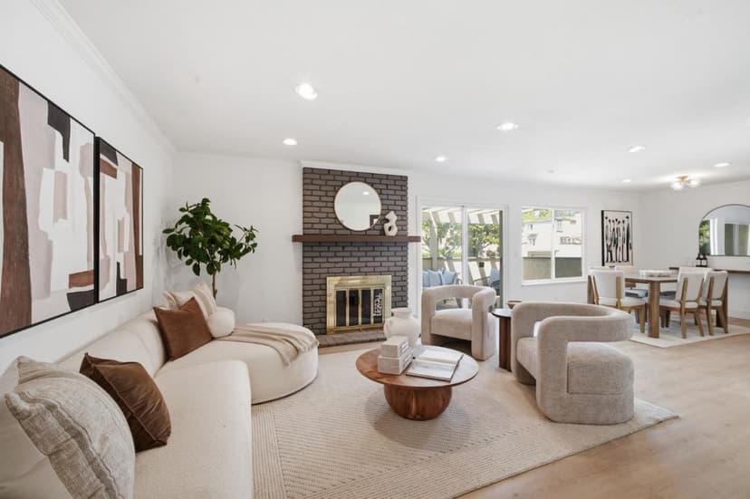 7126 Clarendon Street - Photo 1 of 8