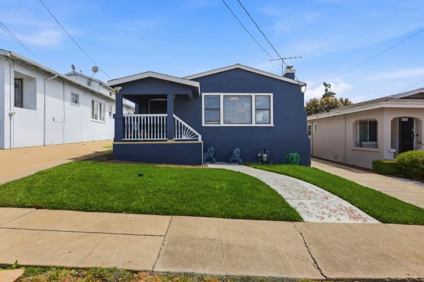 2468 Maxwell - Photo 1 of 8