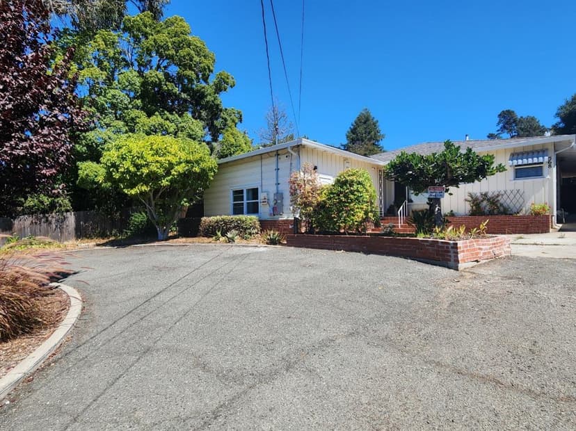 568 Admiral Callaghan Lane - Photo 1 of 8