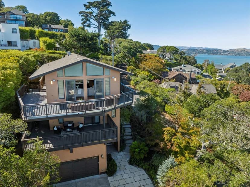 675 Sausalito Boulevard - Photo 1 of 8