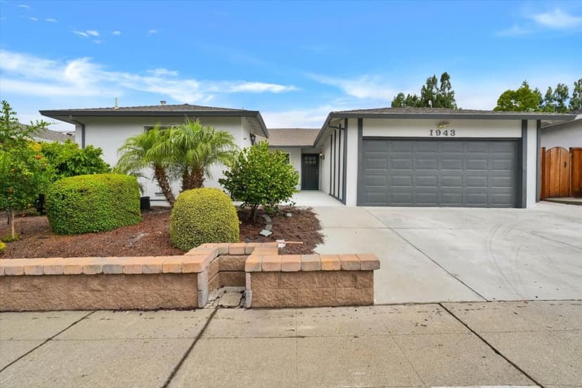 1943 Everglades Drive - Photo 1 of 8