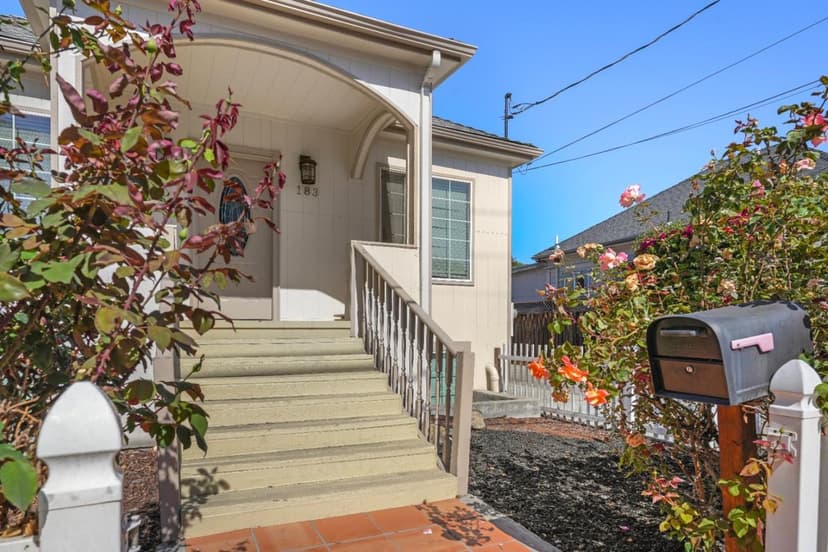 183 Rainier Street - Photo 1 of 8
