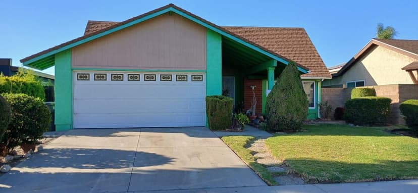 1129 East Helmick Street - Photo 1 of 3