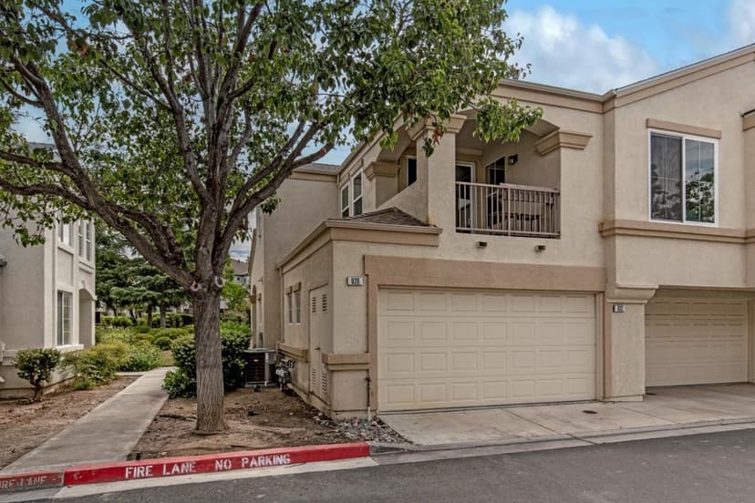 928 Monarch Circle - Photo 1 of 8