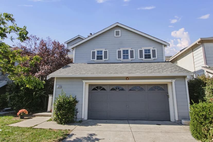 1276 Grand Boulevard - Photo 1 of 8