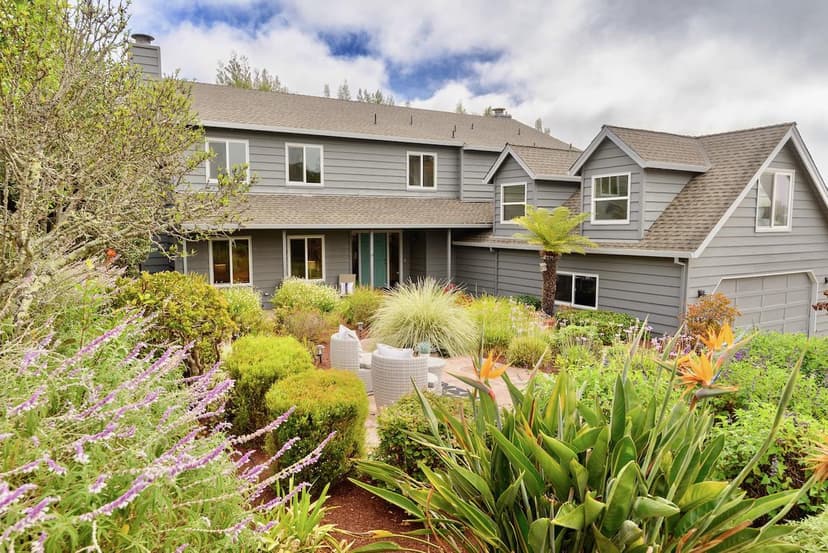112 Rockridge Lane - Photo 1 of 8