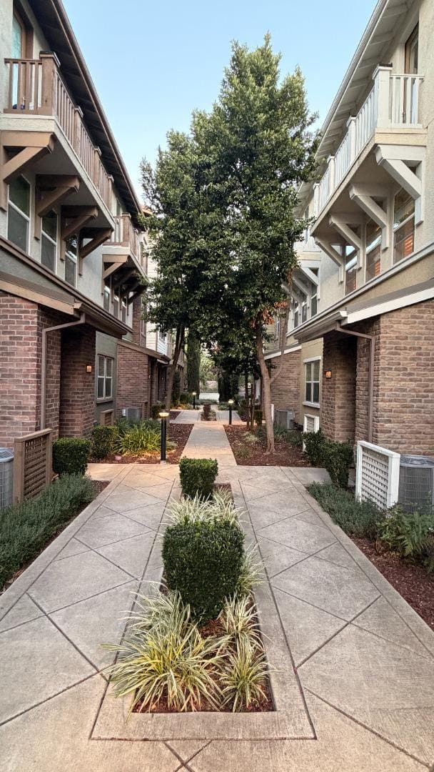 4027 Clare Street - Photo 1 of 8