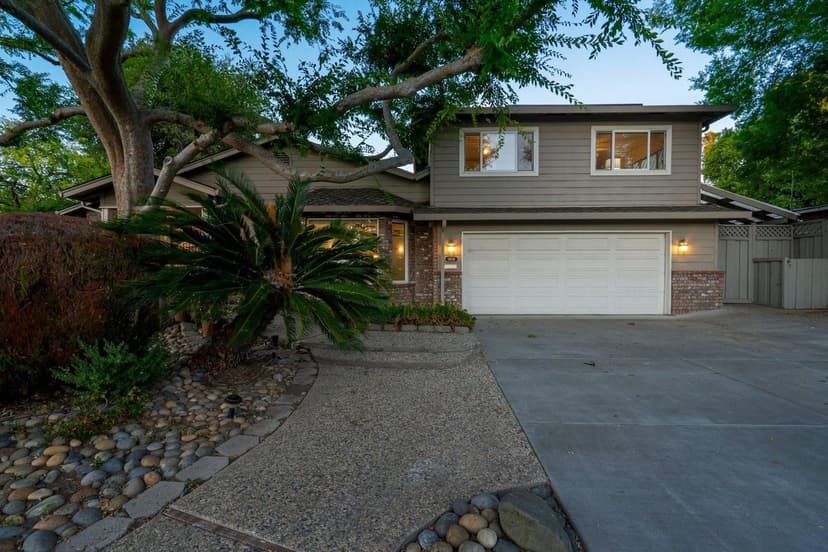 14836 Elton Drive - Photo 1 of 8