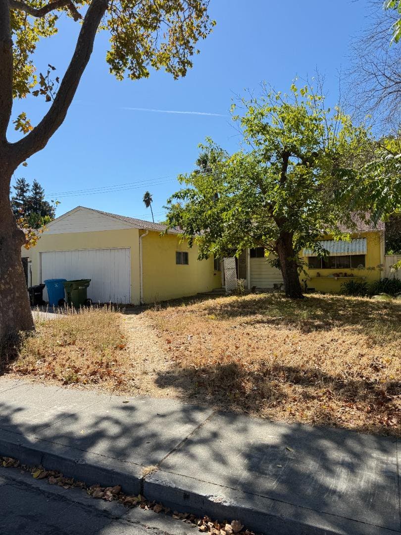 1940 Briarwood Drive - Photo 1 of 1