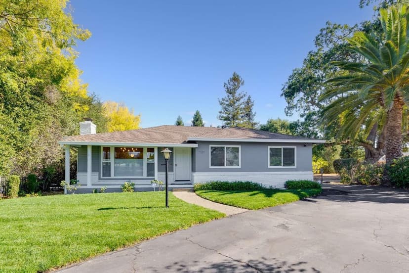 2139 Alameda De Las Pulgas - Photo 1 of 8